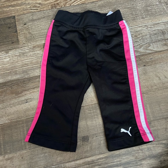 Puma Pink and Black children’s Tracksuit - Picture 2 of 7